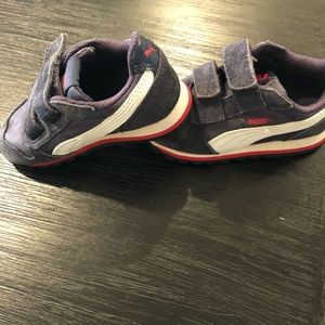 Toddler Puma Shoes - Size 8 - Navy -Velcro Straps